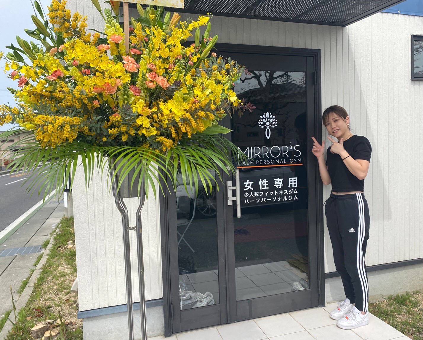 MIRROR’S（ミラーズ）守山店