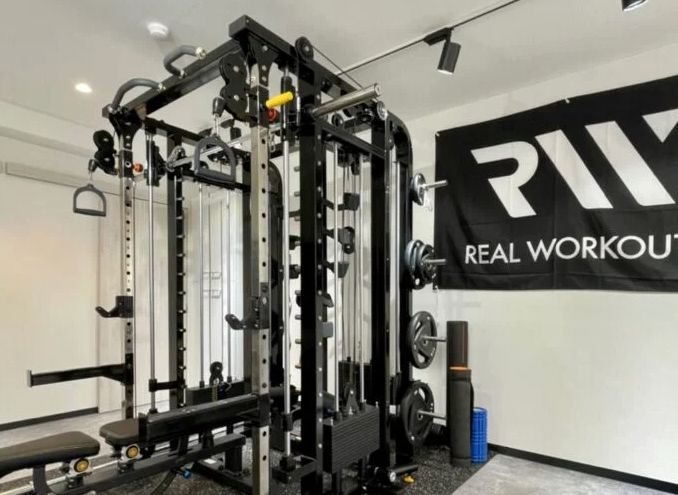 REALWORKOUT 三鷹店